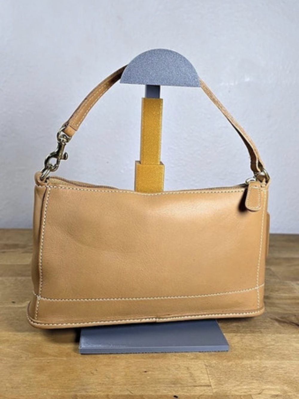 Vintage Coach 9311 Bleecker Demi Zip Camel Tan Leather Baguette Bag USA